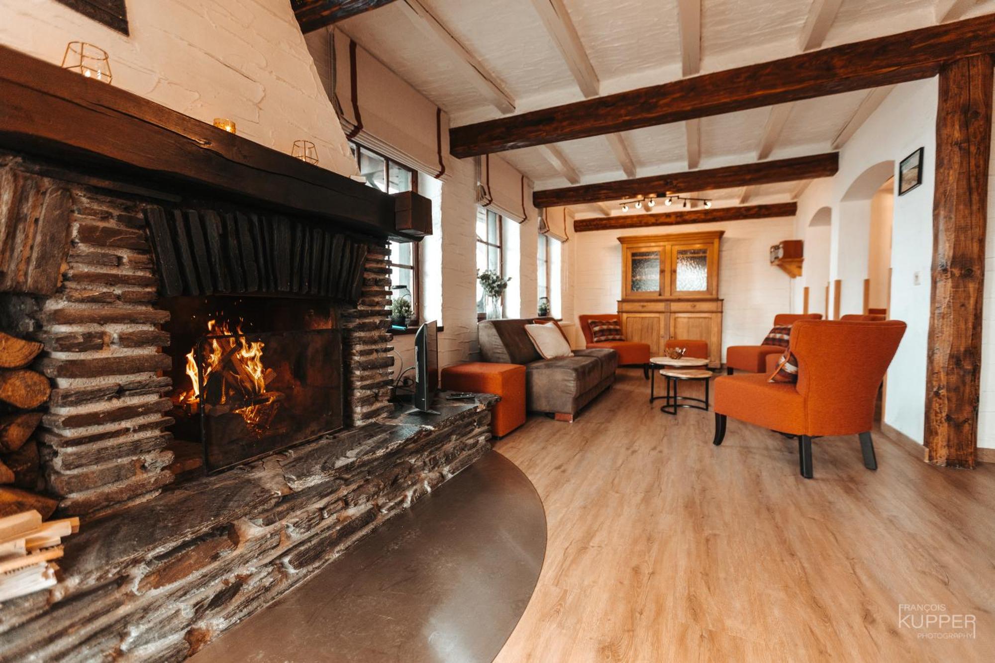 Le Grand Cerf 25 Pers, Malmedy- Chalet Rustique, Jardin Luaran gambar